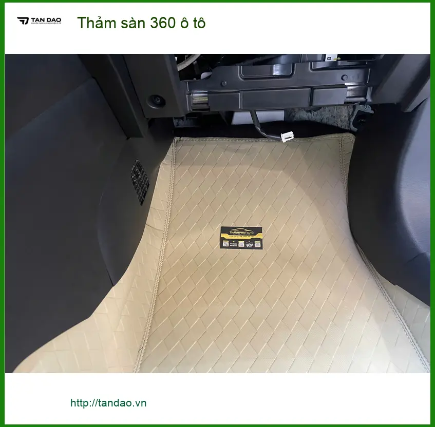 Chú Quang lắp thảm sàn 360 ô tô cho Mitsubishi Triton ở Cần Giờ ảnh thực tế 3