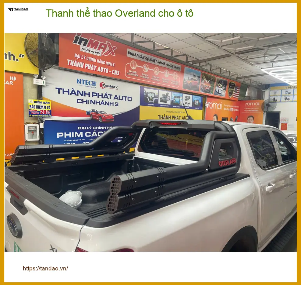 Anh Long lắp Thanh thể thao Overland cho Kia Carnival tại Quận 2