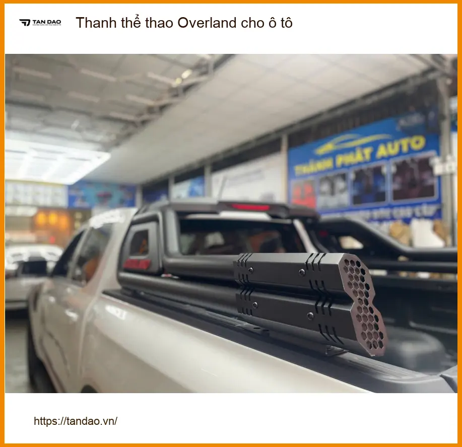 Anh Long lắp thanh thể thao Overland cho Triton tại Quận 8 để tăng vẻ mạnh mẽ