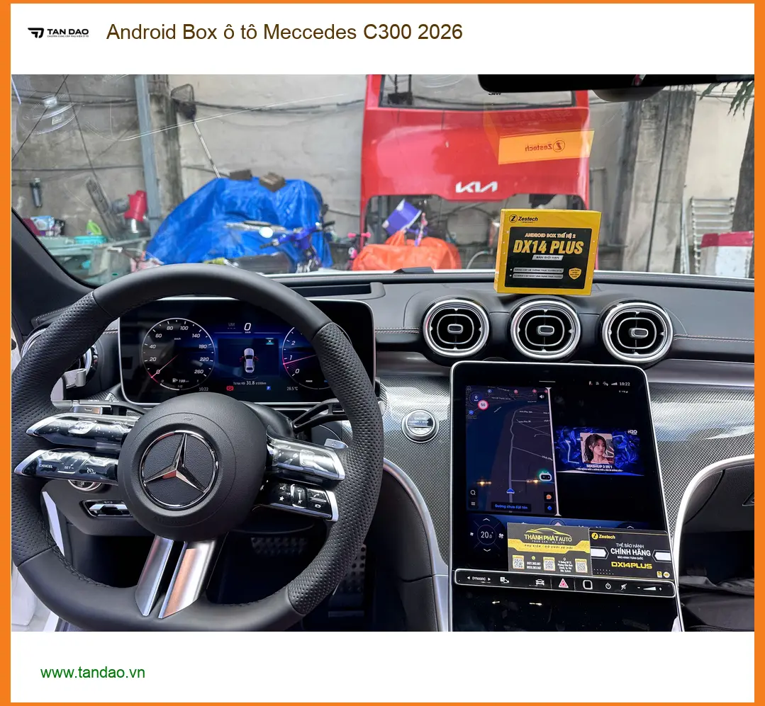 Chị Thảo lắp Android Box Mercedes C300 2026 tại Quận 12, nâng tầm giải trí xe ảnh thực tế 3