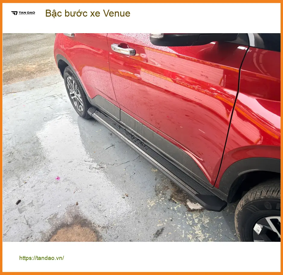 Anh Khang lắp bậc bước xe Hyundai Venue ở Quận 9 để tiện lên xuống cho người già ảnh thực tế 3