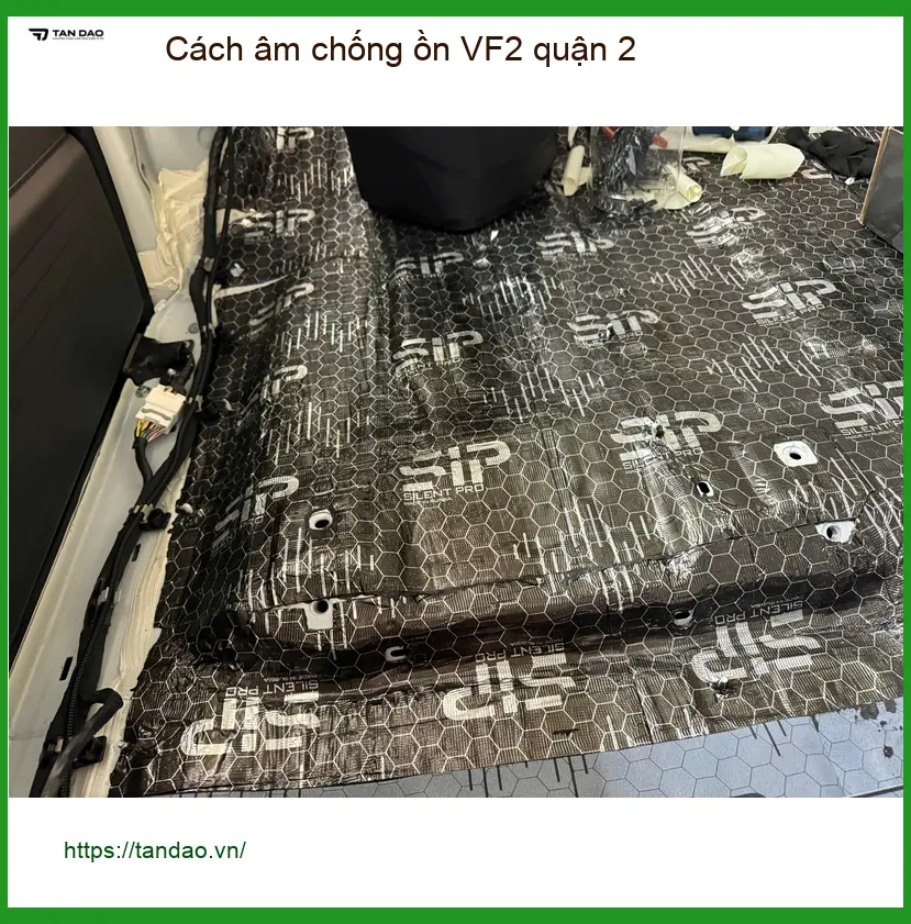 Nơi Thi Công Cách Âm Chống Ồn Ô Tô âm chống ồn VF2 quận 2 - Giá Tốt TPHCM ảnh thực tế 2