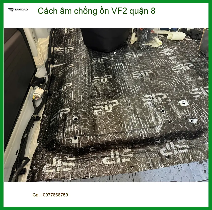 Nơi Thi Công Cách Âm Chống Ồn Ô Tô âm chống ồn VF2 quận 8 - Giá Tốt TPHCM ảnh thực tế 2