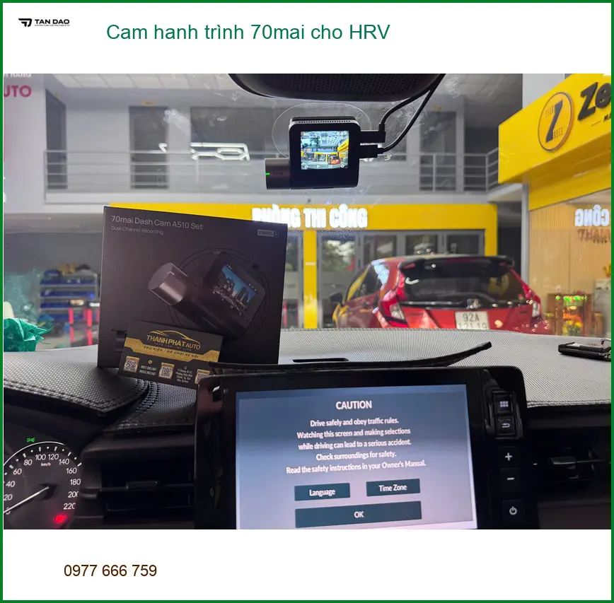 Anh Quang Minh lắp Cam hành trình 70mai cho HRV tại Quận 9 để đảm bảo an toàn giao thông ảnh thực tế 2