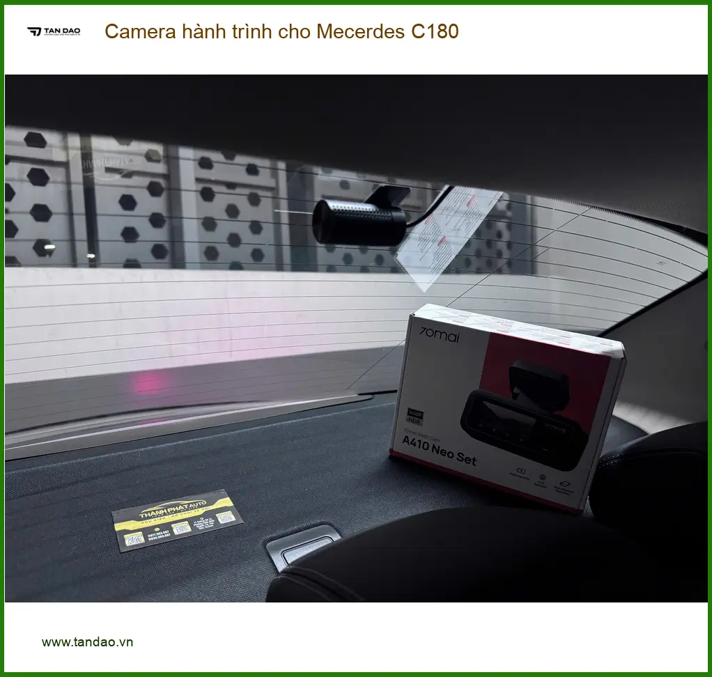 Chị Thảo lắp camera hành trình cho Mercedes C180 tại Quận 9 để an tâm hơn ảnh thực tế 2