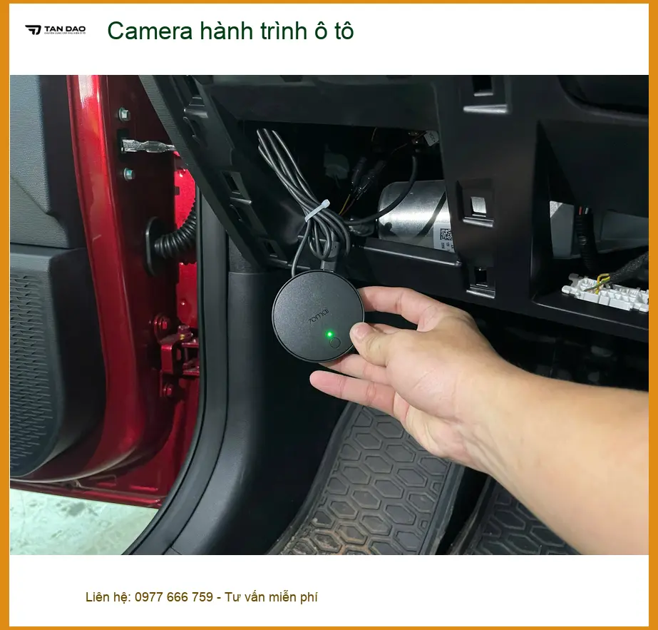 Cô Thu Thủy lắp Camera hành trình ô tô Toyota Vios tại Quận 12 ảnh thực tế 5