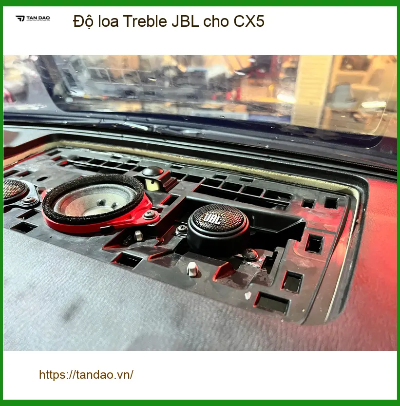 Anh Quang Minh độ loa Treble JBL cho Mazda CX5 tại Thủ Đức để âm thanh sống động hơn ảnh thực tế 2