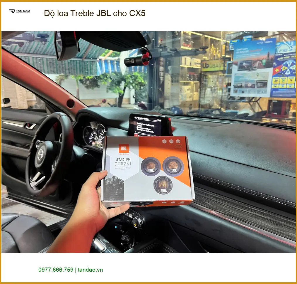 Anh Quang Minh độ loa Treble JBL cho Mazda CX5 tại Thủ Đức để âm thanh sống động hơn ảnh thực tế 3