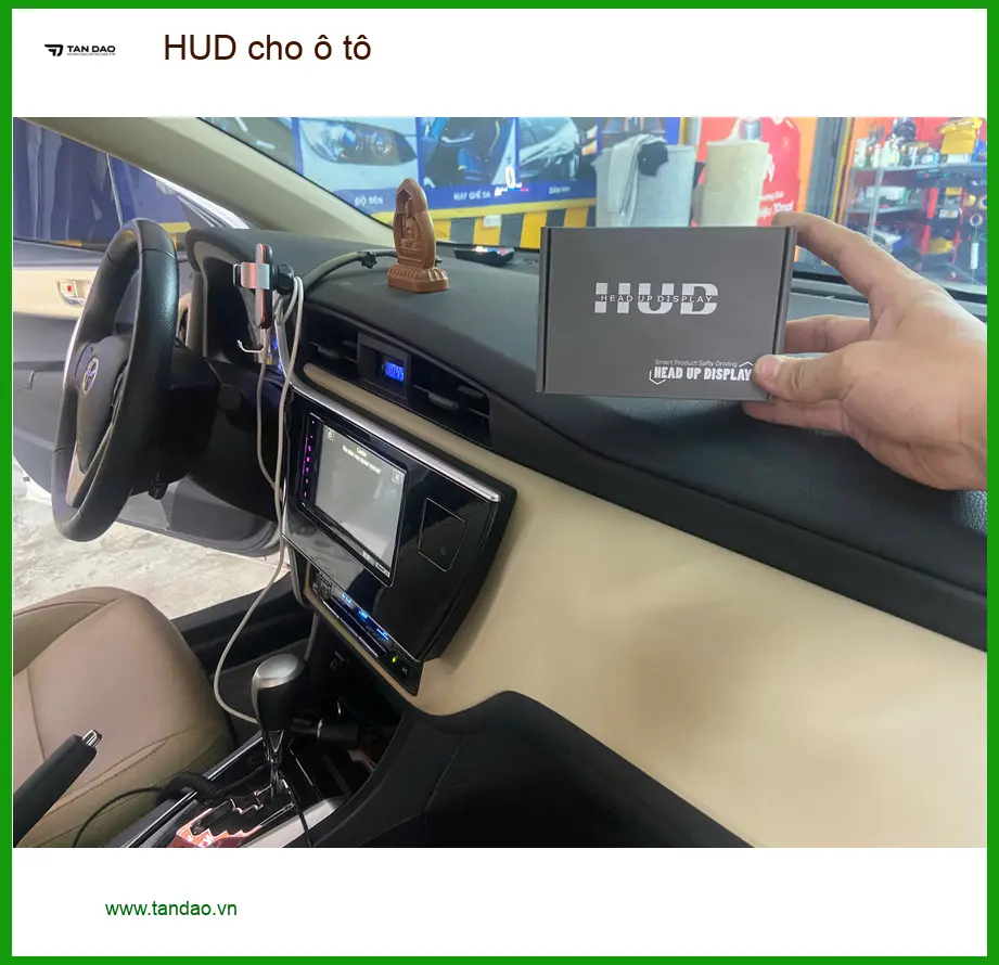 Anh Duy lắp HUD cho Honda HR-V tại Quận 12 vì cần hiển thị tốc độ ngay tầm nhìn