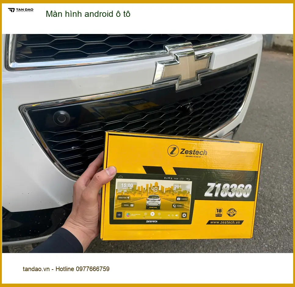 Chú Long nâng cấp màn hình android ô tô cho Toyota Camry tại Quận Thủ Đức vì màn hình zin hay đơ