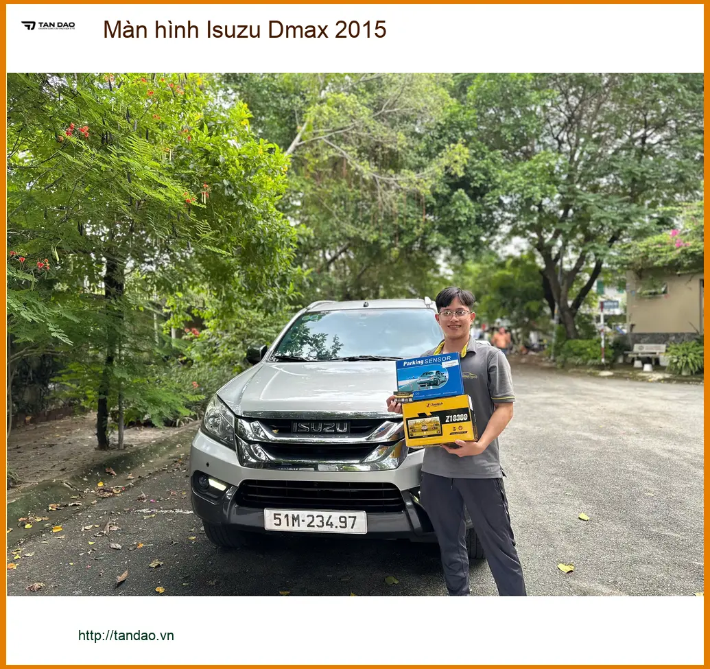 Anh Quân lắp màn hình Isuzu Dmax 2015 Quận 9 để có thêm tính năng thông minh.