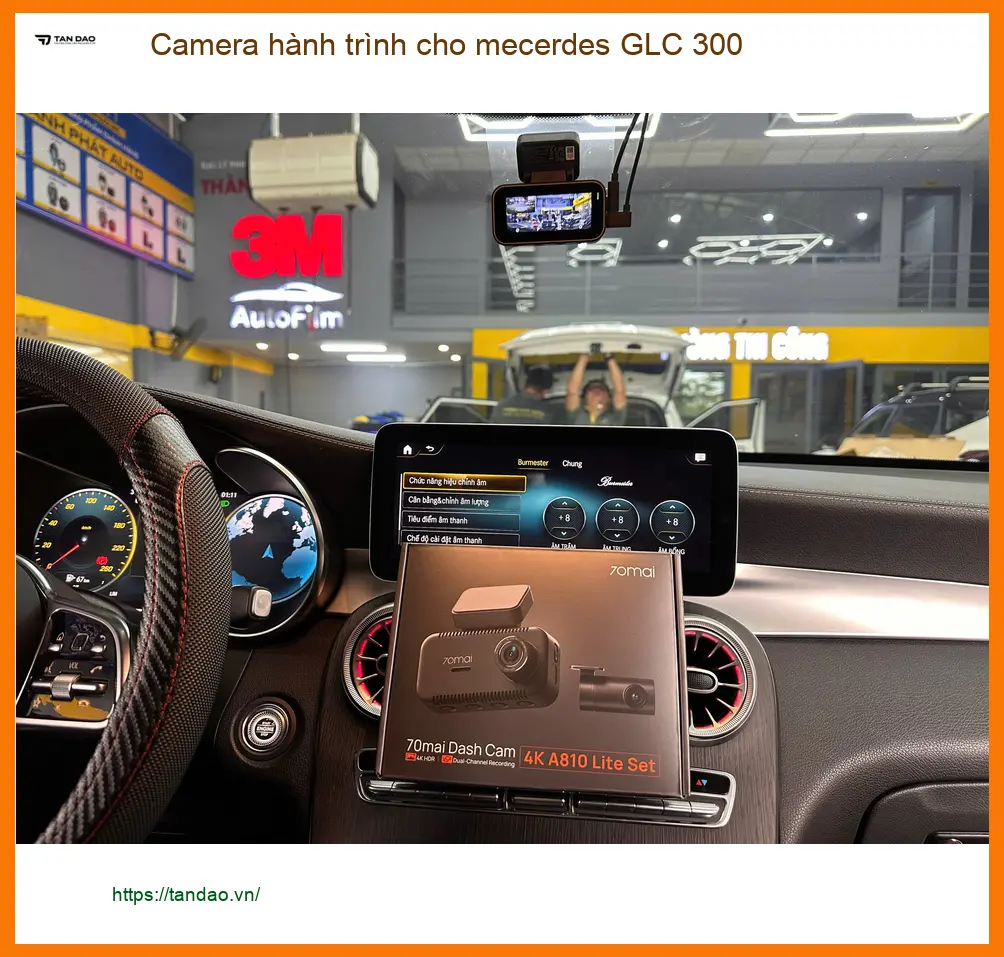 Anh Minh lắp camera hành trình Mercedes GLC 300 ở Quận 9 ảnh thực tế 2