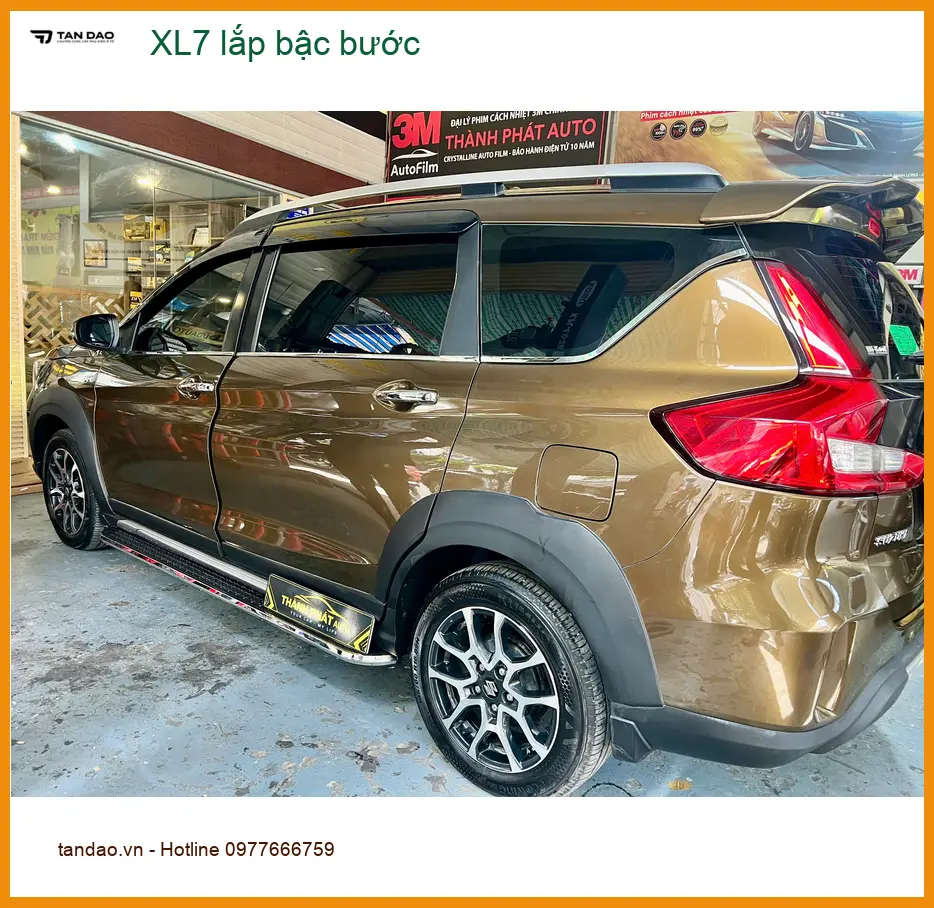 Anh Khải lắp bậc bước cho XL7 tại Quận Thủ Đức để tiện lên xuống xe ảnh thực tế 2
