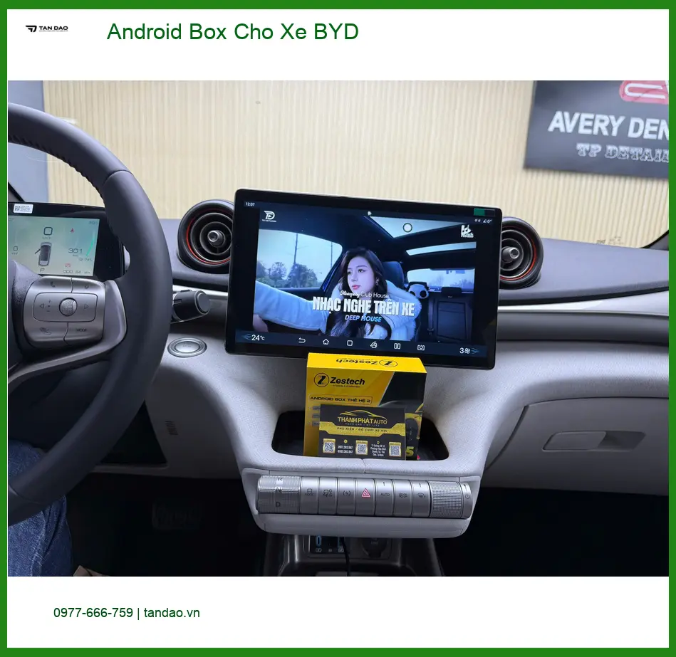 Chị Lan Anh lắp Android Box cho BYD Atto 3 tại Tân Bình xem YouTube, bản đồ ảnh thực tế 4