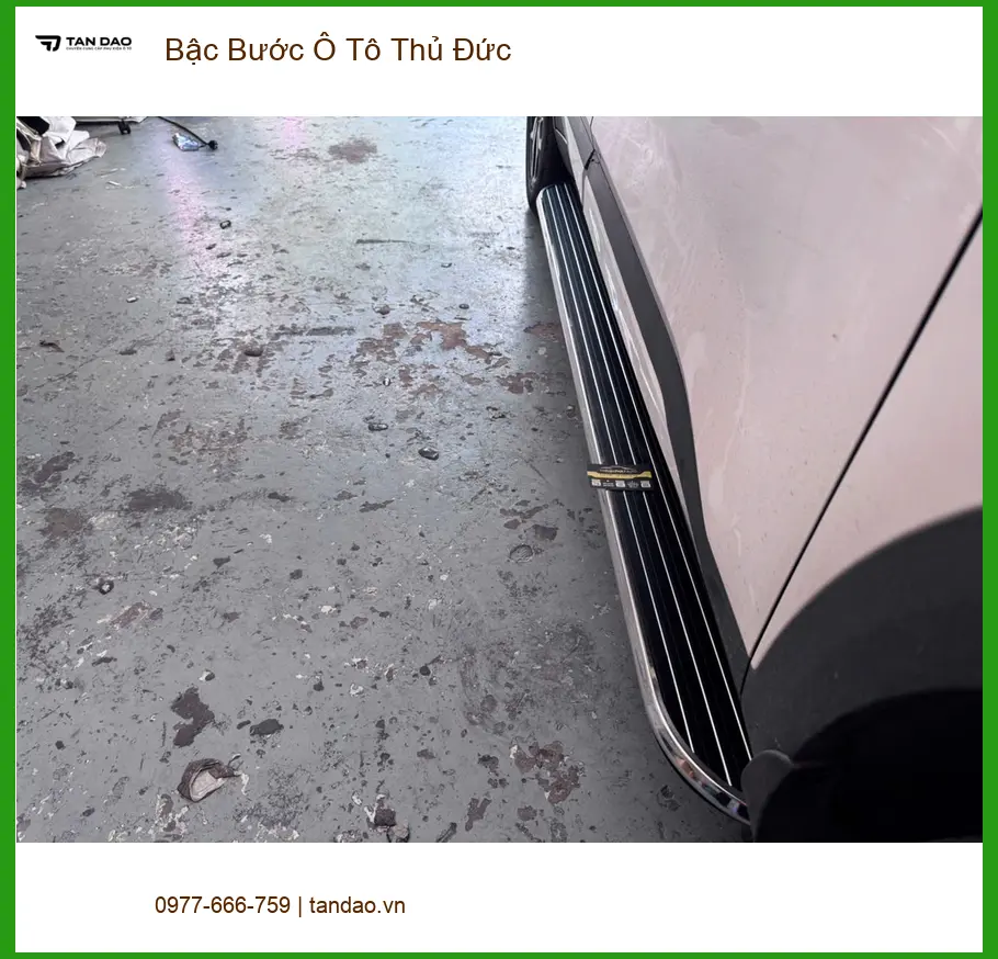 Cô Thư lắp Bậc Bước Ô Tô chính hãng Kia Sorento tại Thủ Đức
