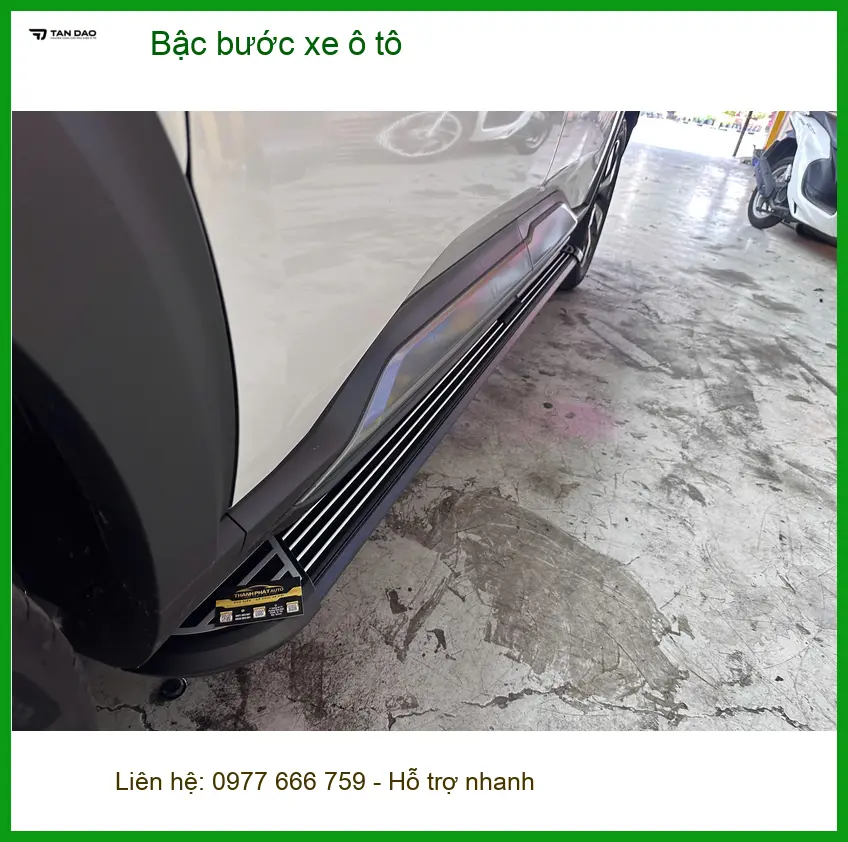 Chị Hương lắp bậc bước xe ô tô Hyundai Santa Fe tại Quận Gò Vấp tiện cho gia đình ảnh thực tế 2