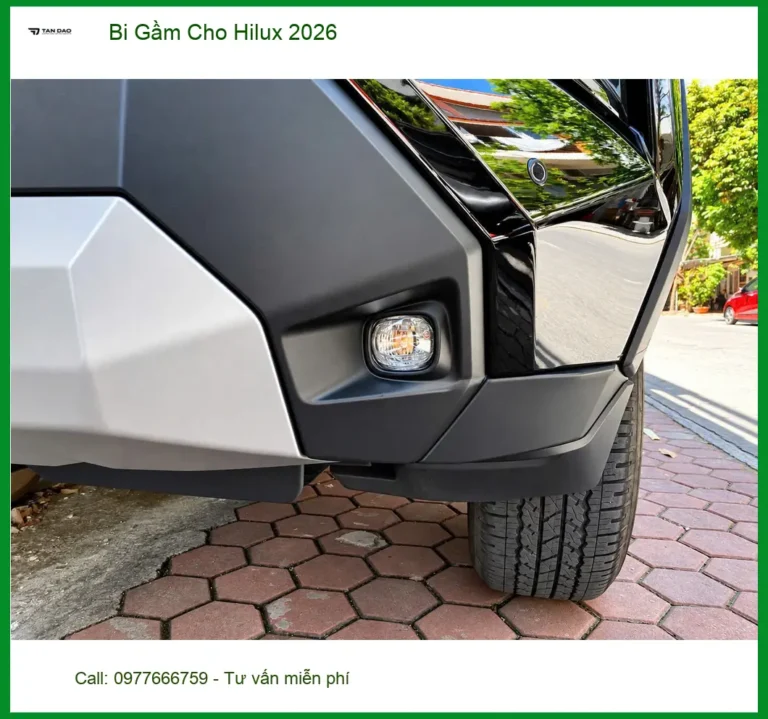 Anh Khang độ bi gầm cho Hilux 2026 tại Quận Thủ Đức để cải thiện tầm nhìn ban đêm