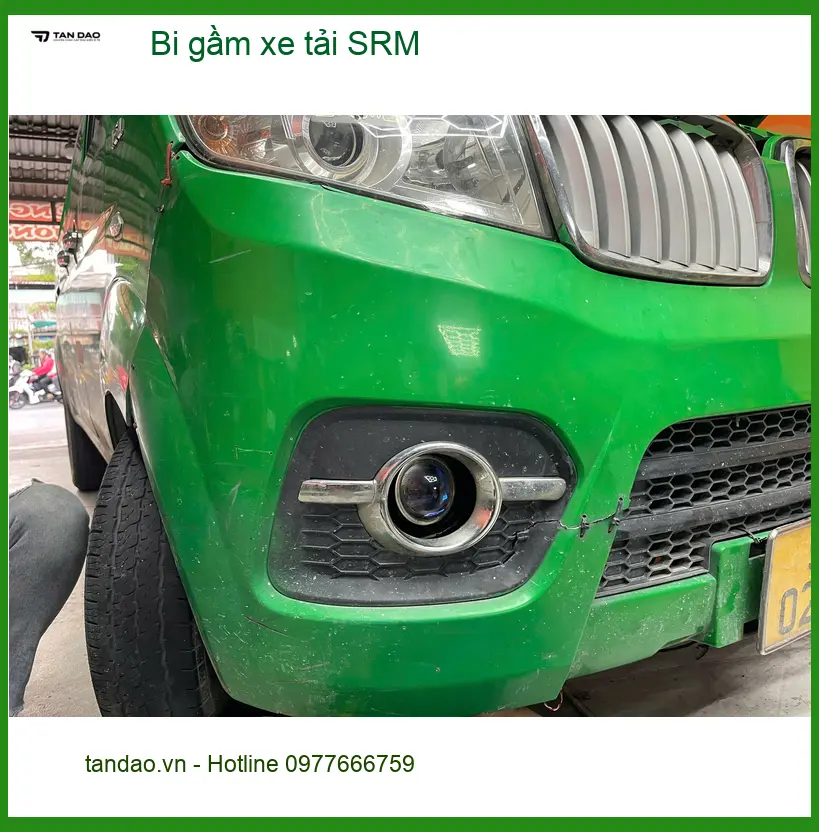 Anh Tuấn Anh nâng cấp bi gầm xe tải SRM Quận 8 để lái xe an toàn hơn