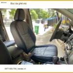 Anh Tấn bọc da ghế oto Hyundai SantaFe tại Quận Phú Nhuận để nội thất xe bền đẹp, sang trọng hơn