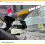 Chị Mai lắp cam hành trình Honda City Quận 3 để an tâm mọi chuyến đi