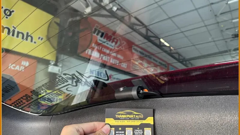 Anh Tùng lắp Cam Hành Trình Limo Green cho Mazda CX-5 ở Quận 12