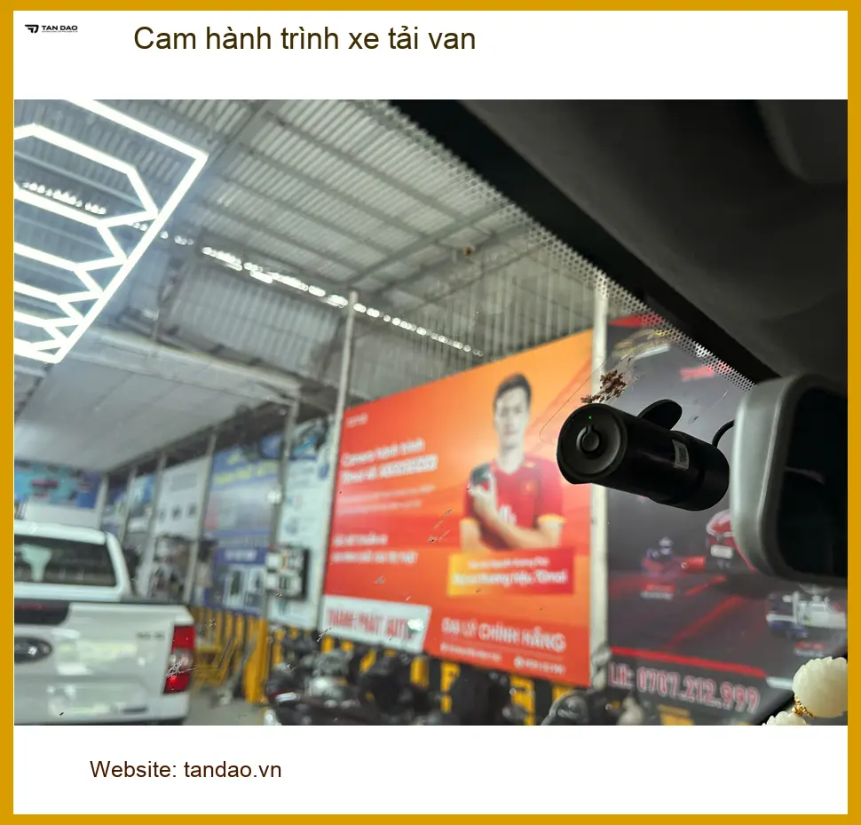 Anh Tấn lắp cam hành trình Hyundai Solati tại Nhà Bè giúp ghi lại hành trình rõ nét ảnh thực tế 2