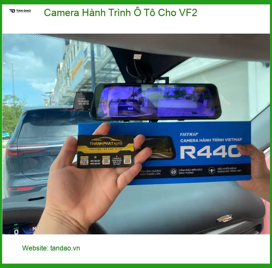 Anh Dũng lắp Camera Hành Trình Ô Tô Cho VF2 tại Quận 9 để yên tâm hơn khi lái xe
