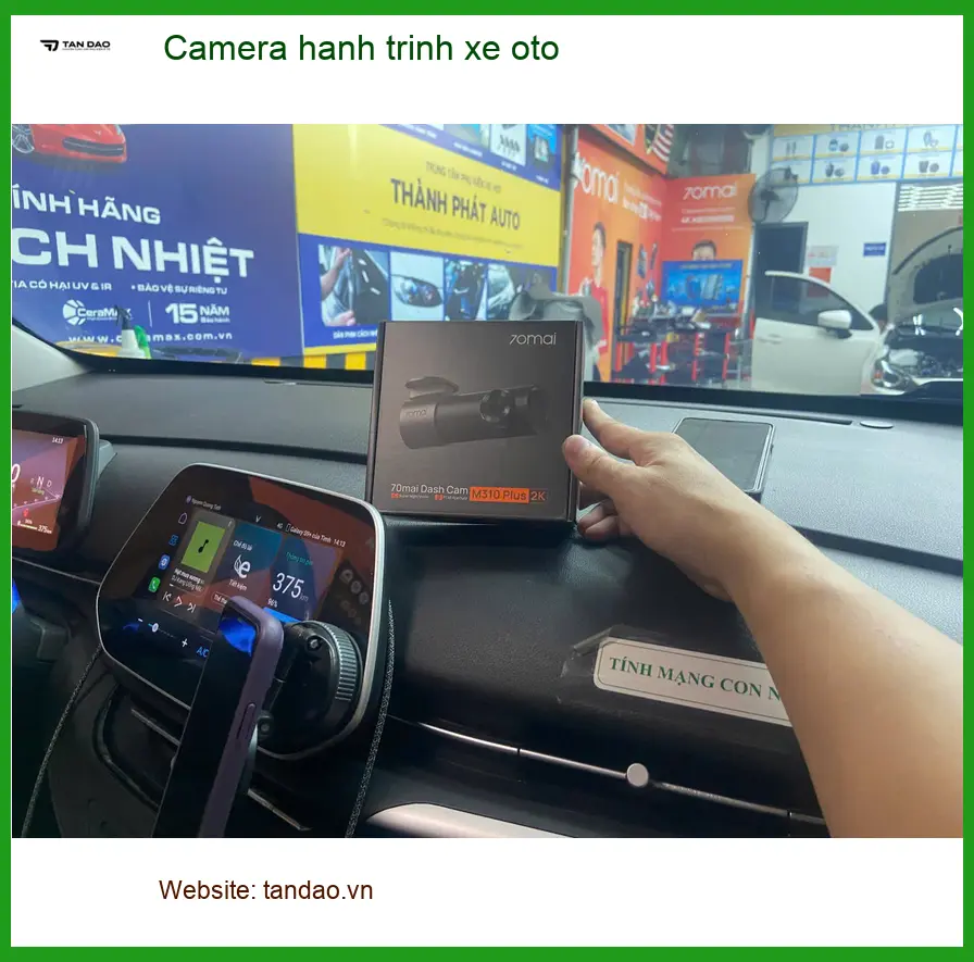 Anh Trọng lắp Camera hành trình xe ô tô cho Honda CRV tại Nhà Bè ảnh thực tế 3