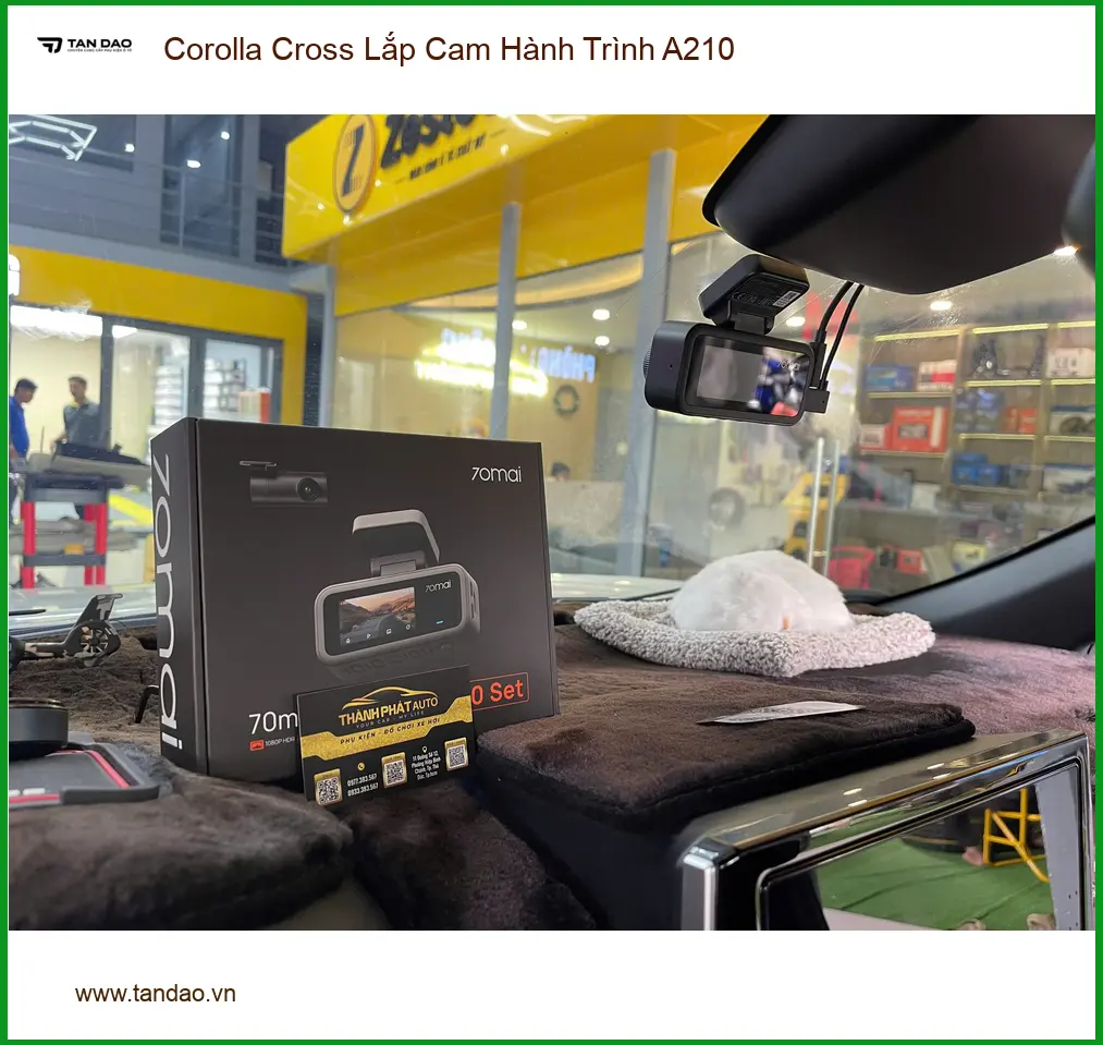 Anh Khang lắp Cam Hành Trình A210 cho Corolla Cross ở Quận 9 để an tâm khi di chuyển ảnh thực tế 4
