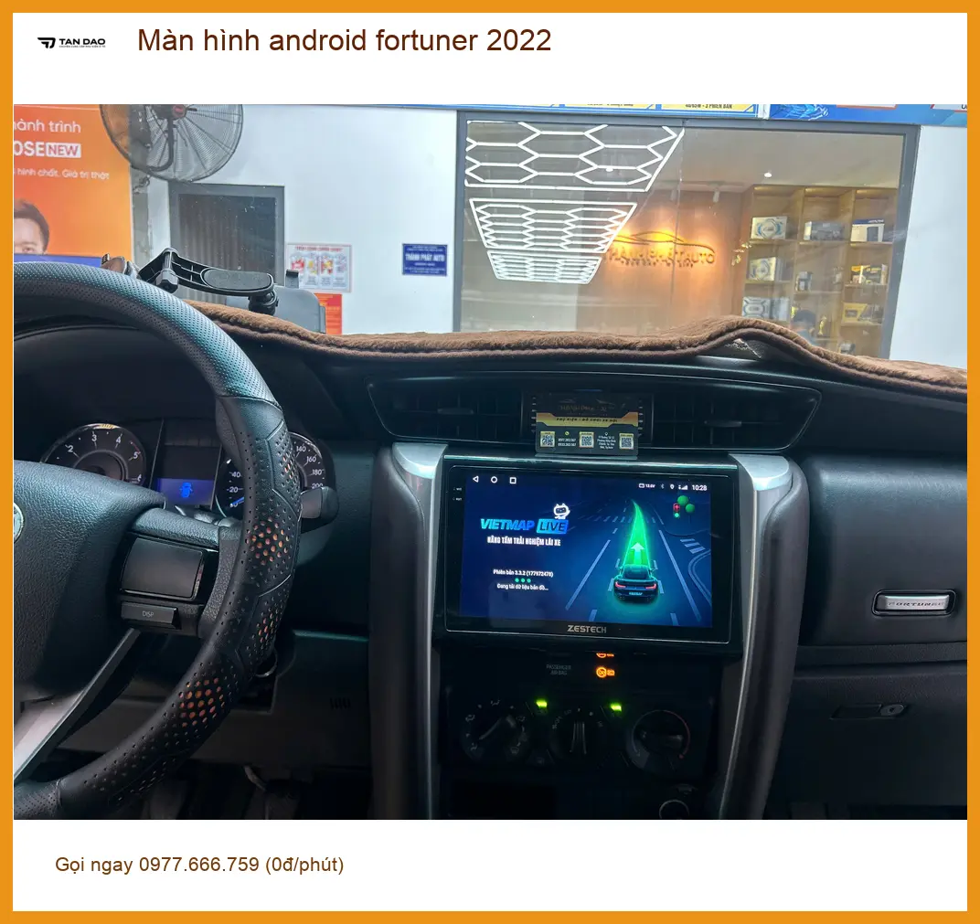 Anh Nam nâng cấp màn hình Android Fortuner 2022 ở Bình Chánh do màn zin kém. ảnh thực tế 2