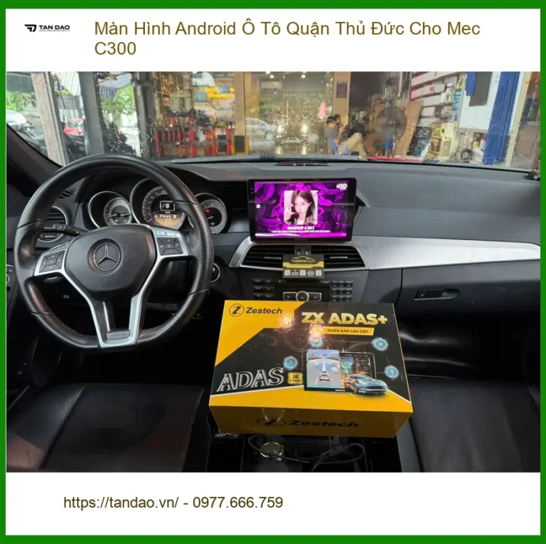 Chị Linh lắp Màn Hình Android Ô Tô cho Mec C300 ở Thủ Đức