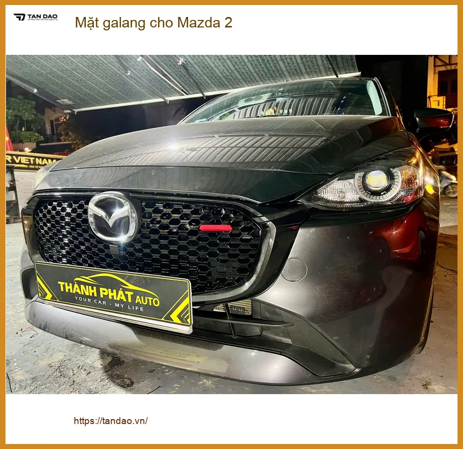 Chị Hương Giang thay mặt galang cho Mazda 2 tại Thủ Đức để xe trông thể thao hơn ảnh thực tế 2