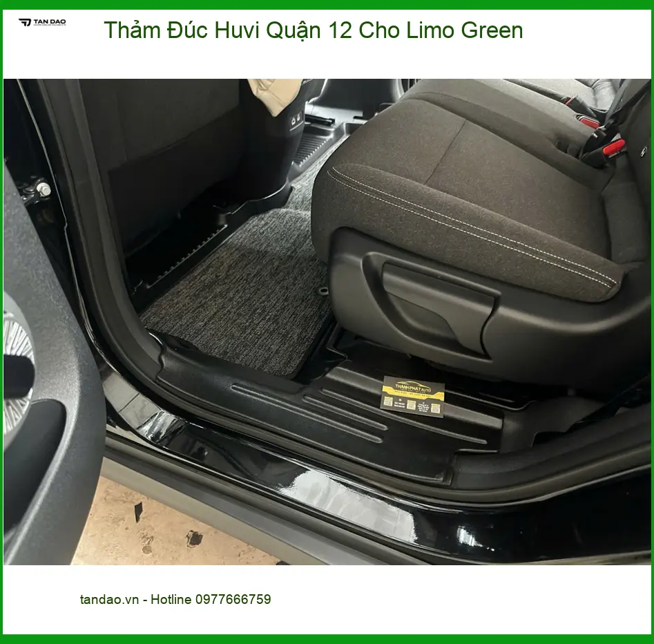 Cô Thảo lắp Thảm Đúc Huvi cho Limo Green tại Quận 12 để giữ nội thất xe luôn sạch đẹp ảnh thực tế 2